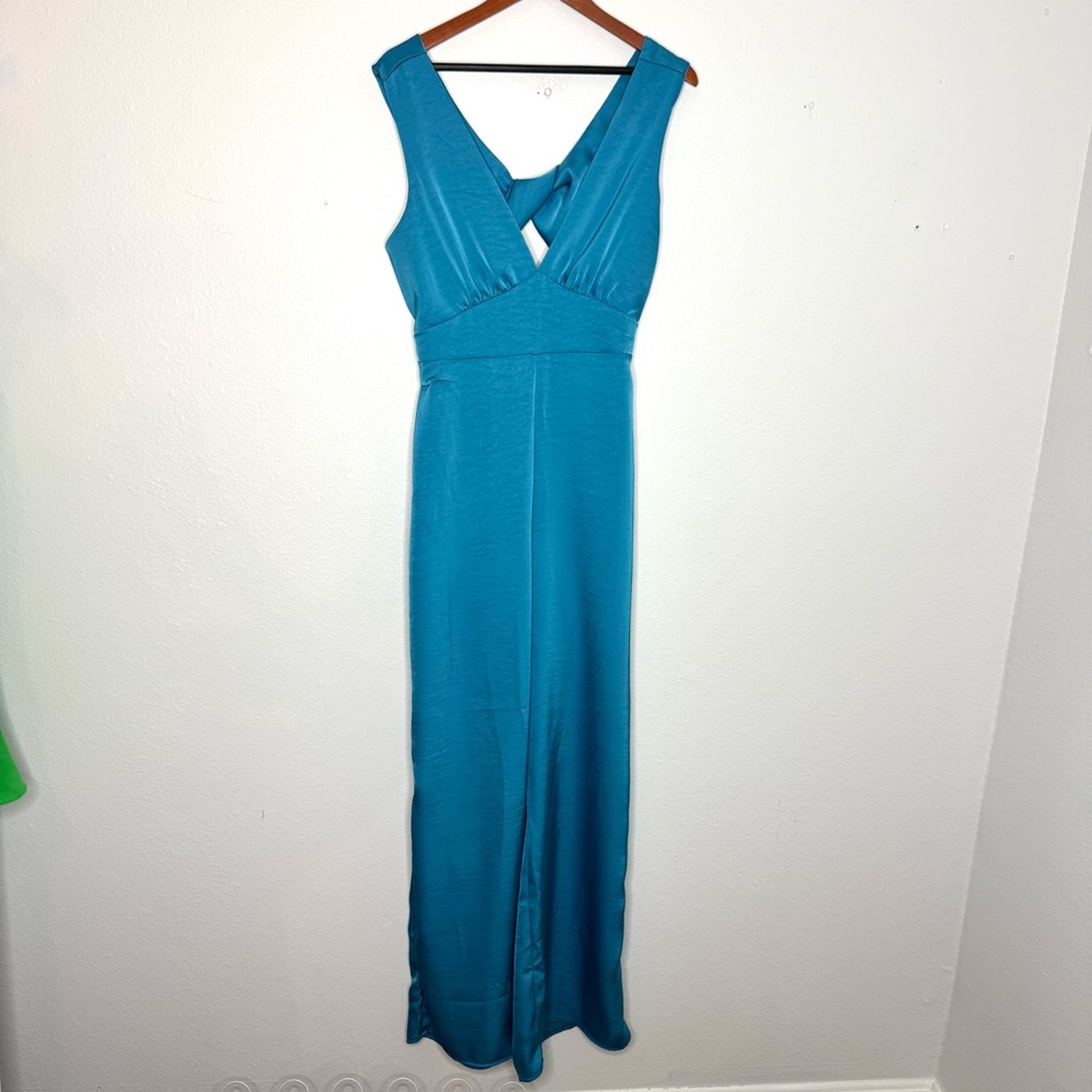 Lulu's Remarkable Style Blue Satin Twist-Back‎ Cutout Wide-Leg Jumpsuit - Picture 2 of 10